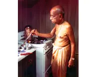 Srila Prabhupada Cooking